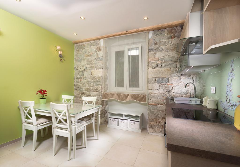 Desiderata Studio Apartment سبليت المظهر الخارجي الصورة
